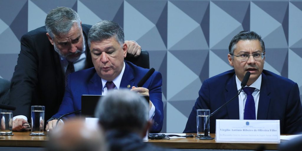 Former INSS attorney does not answer CPMI rapporteur’s questions