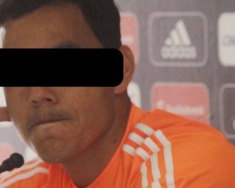 Former soccer player Omar Bravo is arrested for alleged sexual abuse of minor
