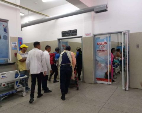 Four affected by poisoning in a high school in Barinas