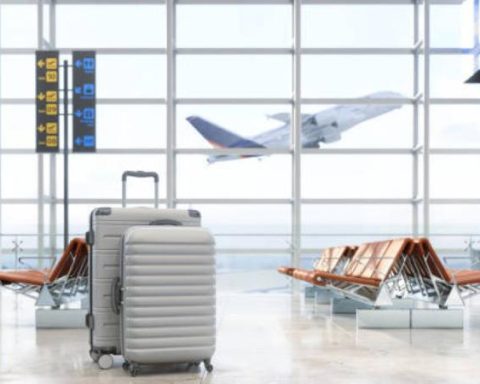 From January to September, 42.2 million passengers moved through the country's airports