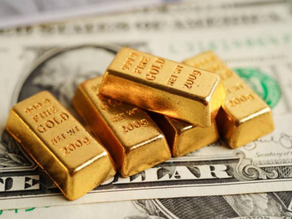 Gold loses shine: dazzling revaluation of its price falls sharply