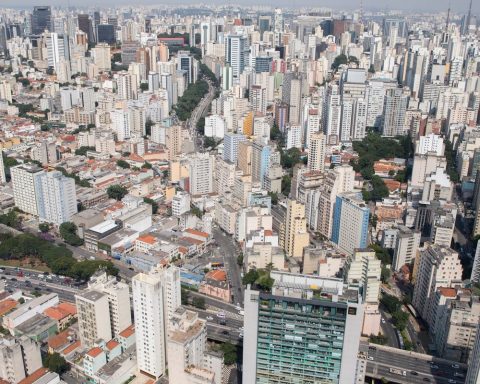 Government launches new real estate credit model