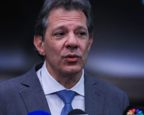 Haddad announces agreement to vote for MP that replaces IOF increase