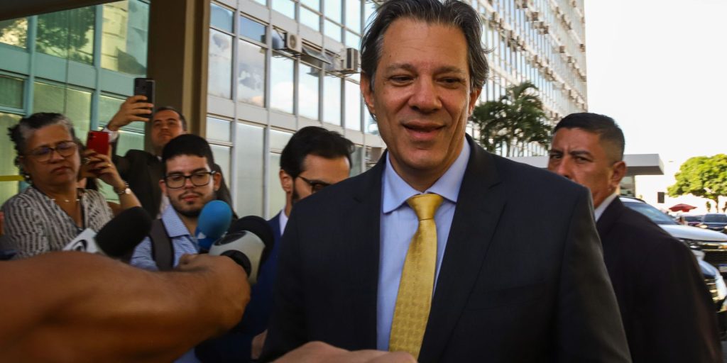 Haddad celebrates approval of the IR exemption in the House: "It was a great goal!"
