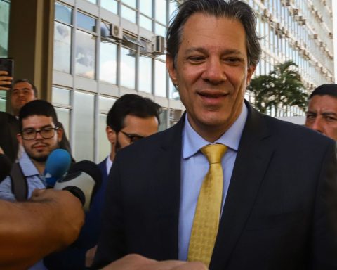 Haddad celebrates approval of the IR exemption in the House: "It was a great goal!"
