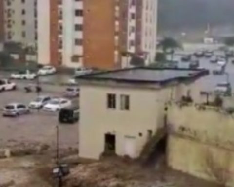Heavy rains cause flooding and material damage in several municipalities of Carabobo
