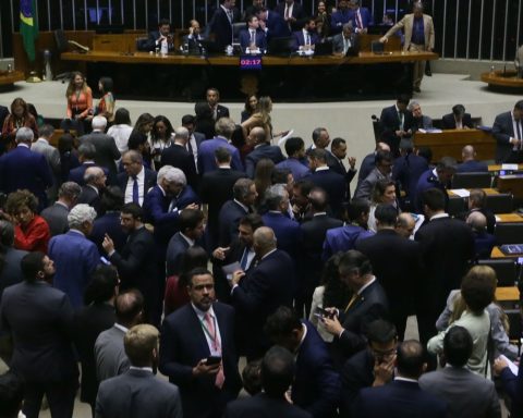 House approves IR exemption to those who earn up to R $ 5,000