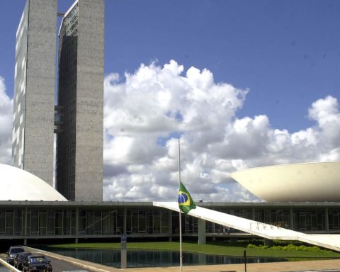 House approves urgency for eight public security projects