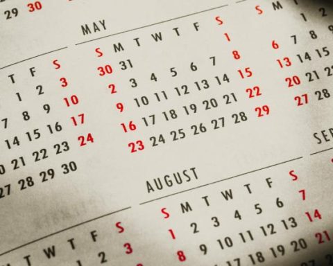 How much should they pay you if you work this holiday, October 13?