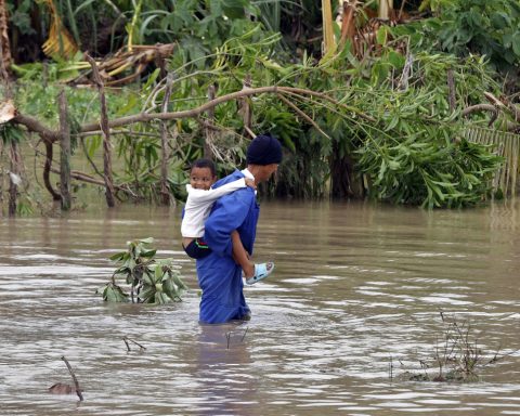 Hurricane Melissa: almost a hundred people are rescued in eastern Cuba after intense rains and river flooding
