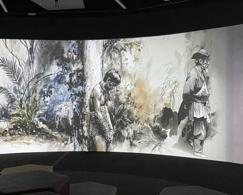 Immersive exhibition reveals the memory of the Mura people, originally from the Amazon