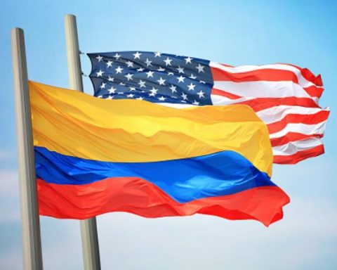 Imposition of new tariffs on Colombia is 'exclusive decision' of President Trump