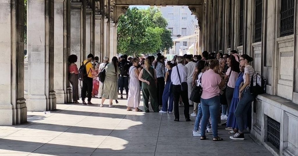 In Cuba it was not possible to install mobile offices to expedite the procedures for Spanish nationality