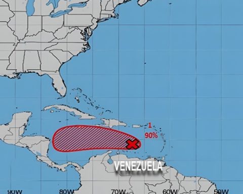 Inameh alerta perturbación atmosférica por paso de Onda Tropical nro.48