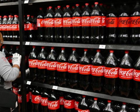 Increases in soft drinks and tobacco are approved in committees, they go to the full Senate