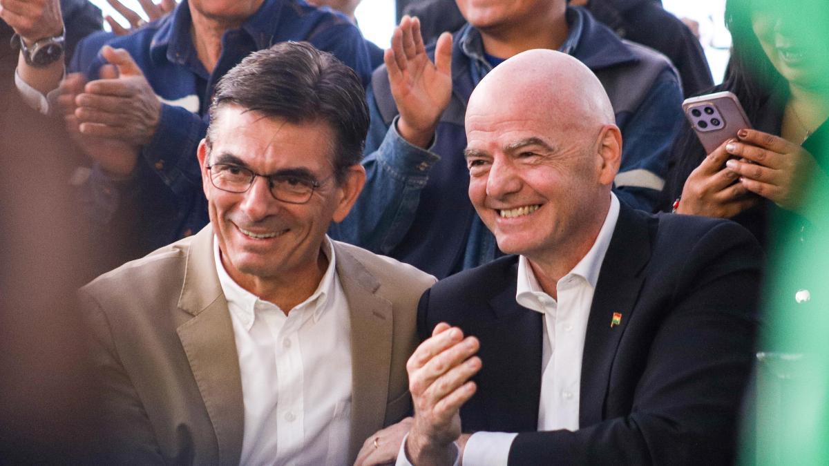 Infantino promises "bring a World Cup" to Bolivia