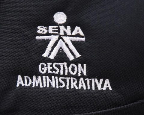 Is the Sena's new headquarters construction project at risk?
