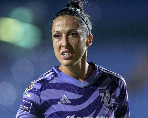 Jenni beautiful is complicated