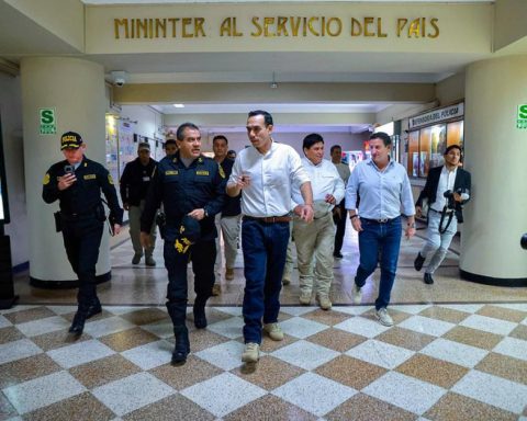 Jerí will announce in the next few hours measures to improve the capabilities of the PNP