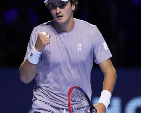 João Fonseca and Luísa Stefani qualify for finals this Sunday