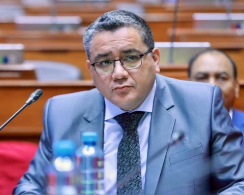 Juan José Santiváñez resigned as Minister of Justice to apply for elections 2026