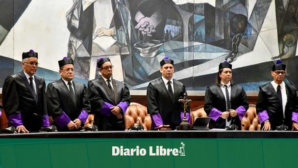 Judges and the Public Ministry have the highest retirement age