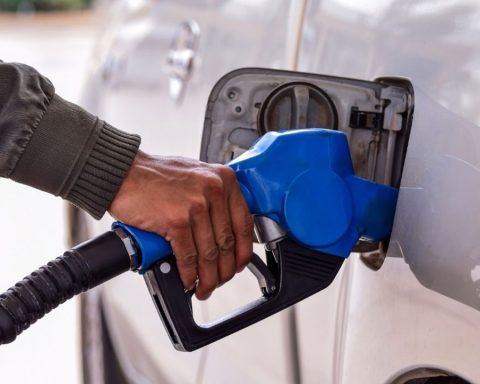 Know all the discounts that will have fuels in October in Chile