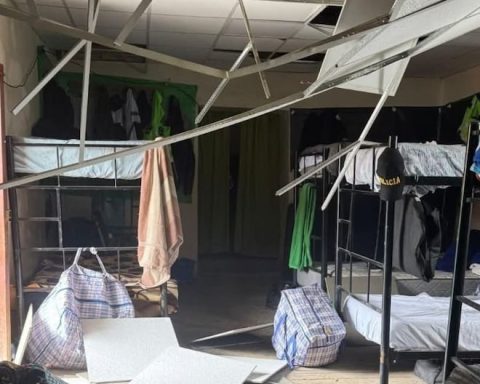 La Libertad: Part of the roof of the Tayabamba police station collapses