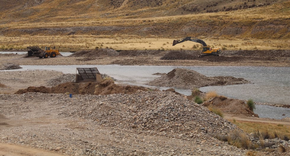 La Oroya: Communelands denounce which company changes the Mantaro river