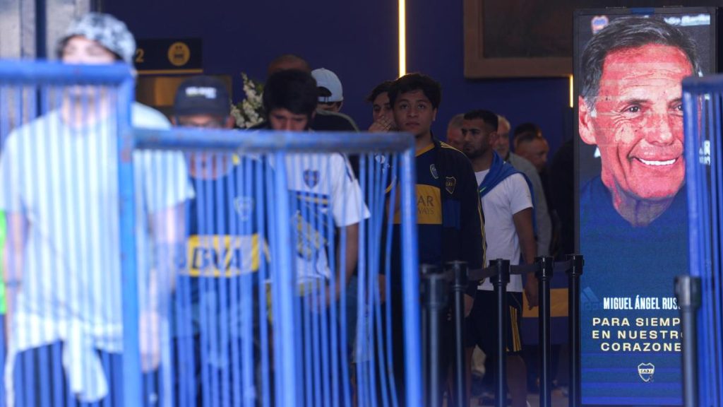 Last goodbye to Miguel Ángel Russo fans