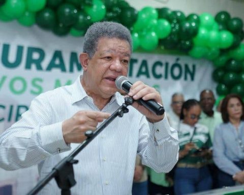 Leonel Fernández denuncia ola de criminalidad en el país y responsabiliza al PRM