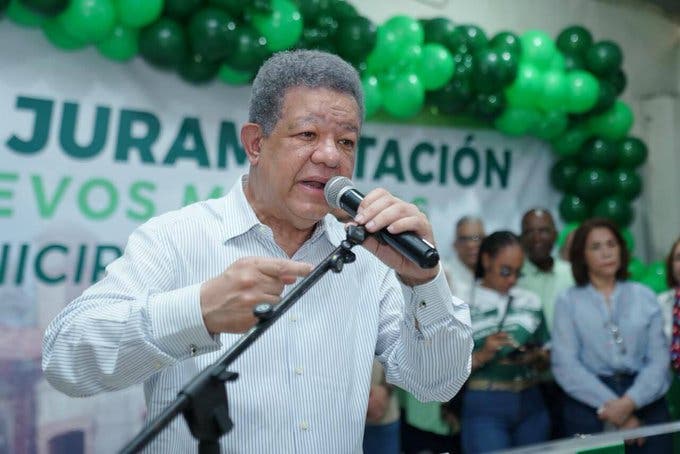 Leonel Fernández denuncia ola de criminalidad en el país y responsabiliza al PRM