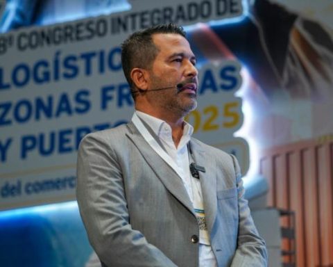 Luis Eduardo Llinás will leave the direction of the Uiaf and the Dian