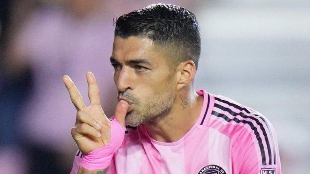 Luis Suárez achieves a scoring milestone within the reach of very few