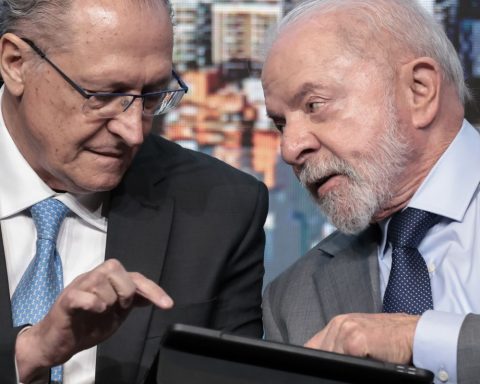 Lula announces housing program for the middle class