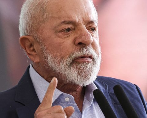 Lula calls Latin America a zone of peace and criticizes interventions