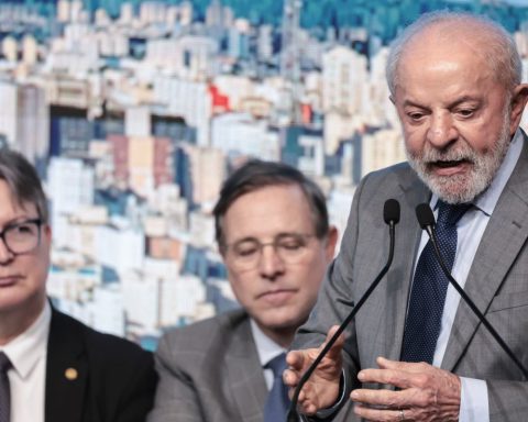 Lula criticizes Congress' decision not to tax the rich, bets and fint