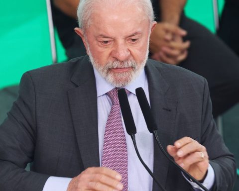 Lula meets ministers in Alvorada and discusses police operation in Rio