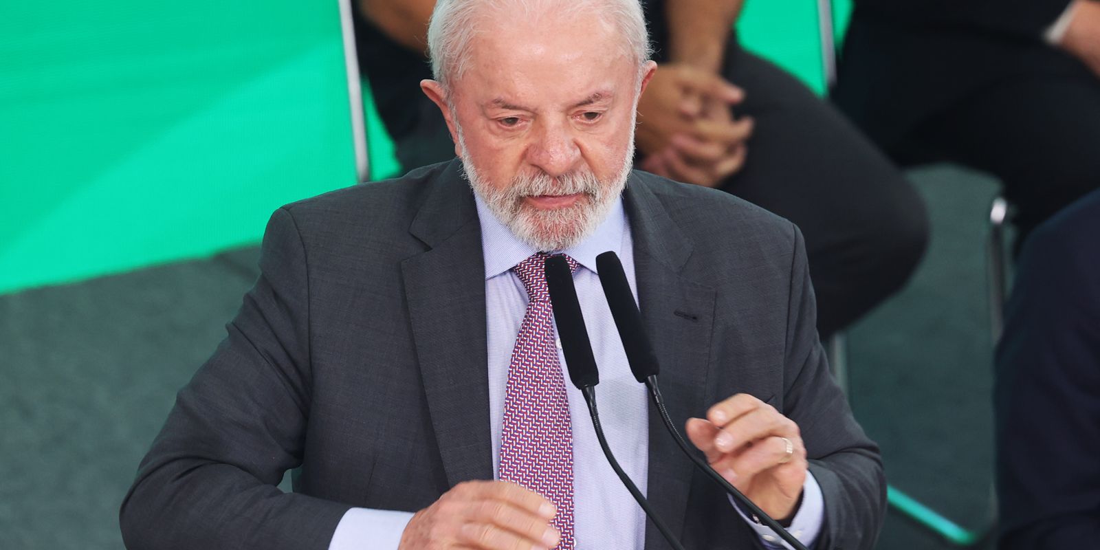 Lula meets ministers in Alvorada and discusses police operation in Rio