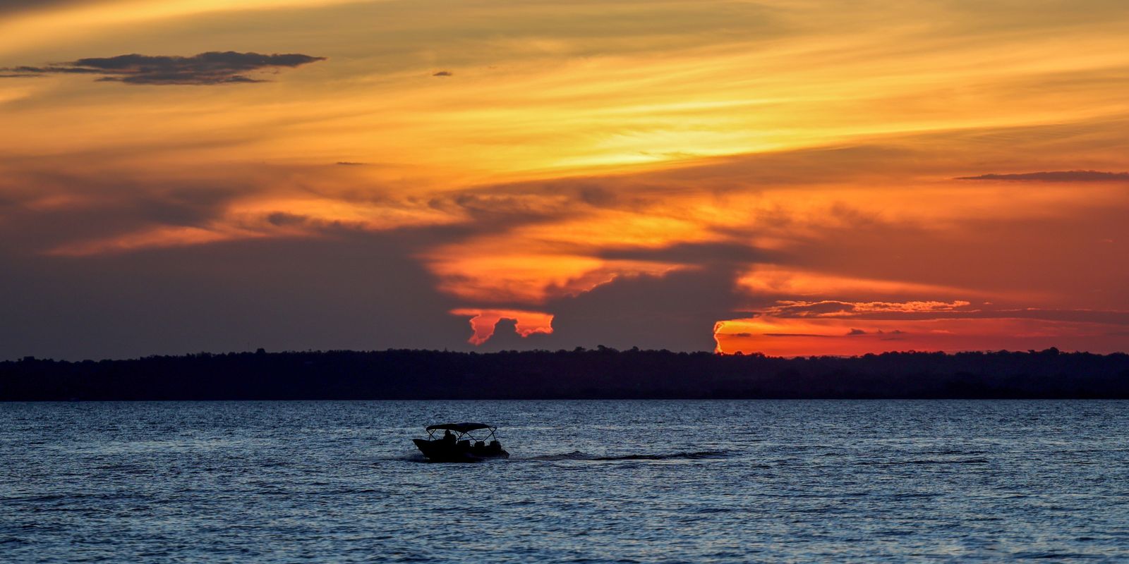 Lula says he doesn't want luxury and will be on a boat during COP30