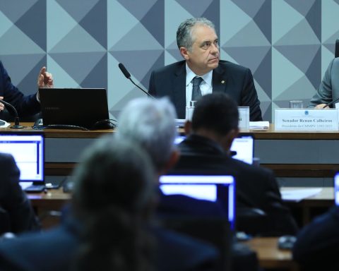 MP who compensates for revocation of IOF decree goes to the Chamber