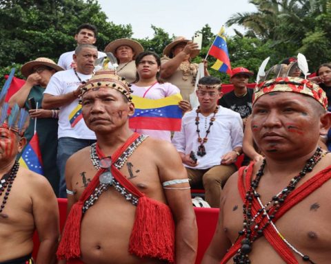 Maduro asks to deepen the expansion of the Indigenous Bolivarian Militia throughout the country