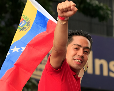 Maduro exalt legacy of revolutionary Robert Serra