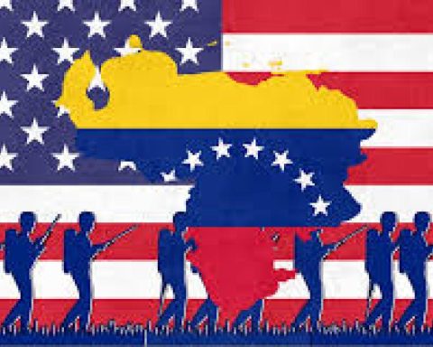 Maduro says that defense plan against "threat" of the US is active throughout Venezuela