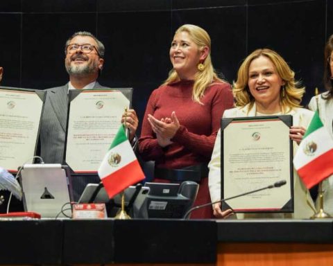 Magistrates 'accordion' enter fines resolution ... by accordions