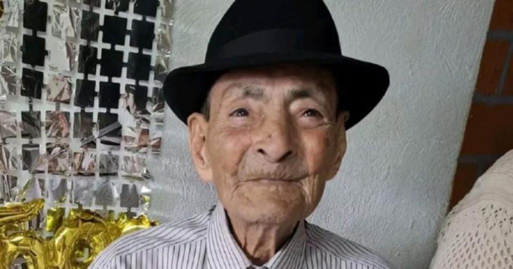 Mayor of El Carmen de Viboral confirms that Don Julio, the oldest man in Colombia, died of a heart attack