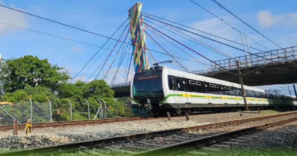 Medellín Metro installed railway track and is preparing tests to normalize service on line A