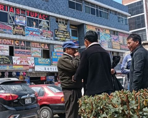 Members of Huanca art and music live with the fear of being new victims of crime