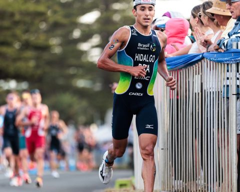 Miguel Hidalgo secures runner-up world triathlon championship