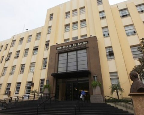 Minsa identifies contaminated batch of Edetoxin as the origin of outbreak due to Ralstonia pickettii bacteria